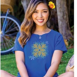 NWT Crazy shirts Hawaii Elegant Quilt T-Shirt